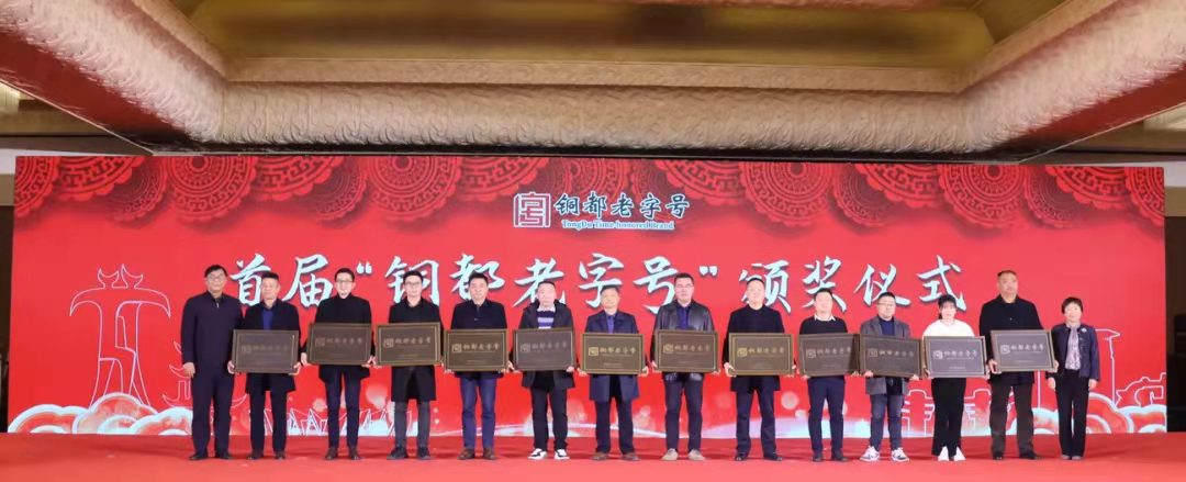 1641171342180526.jpg 5fab16ad3c14fa427aaf1f0cc1bf297.jpg